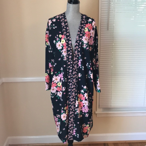 H&M Jackets & Blazers - Final Price! Floral kimono!